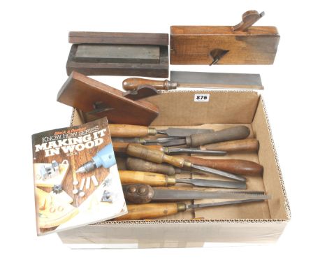 Ten chisel and gouges and other tools G 