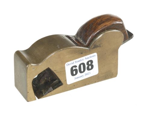 A small brass bullnose plane 3 1/2" x 1 1/4" tiny chip to mouth o/w G+ 