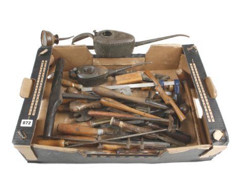 A box of tools G 