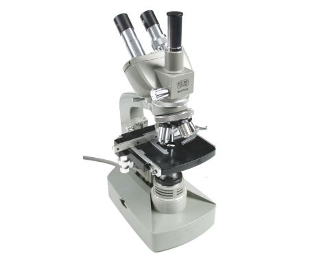 A KYOWA Tokyo No 752506 binocular microscope with 3 lenses and 240 light source, in fitted box G+ 