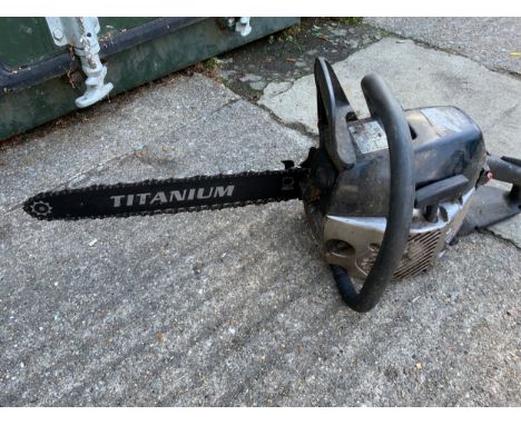 McCulloch Titanium 460 Chainsaw 