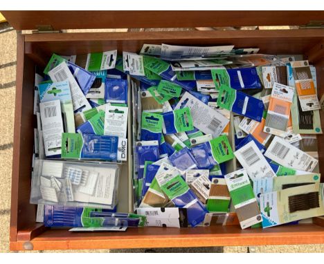 Large Quantity of Embroidery/Tapestry Needles 