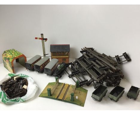 Tin Railway Accessories - Signal, Engine, Crossing, Station, Track etc - Some Hornby Series Made By Meccano 