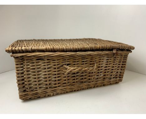 Old Hamper 