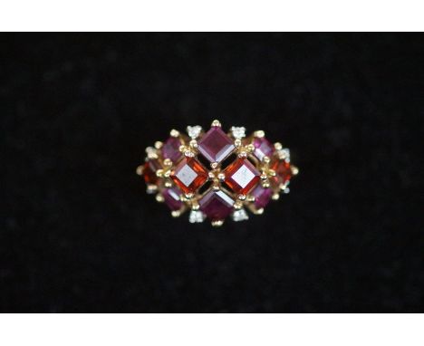 9ct Gold ring set with 4 red &amp; 6 purple stones Size M