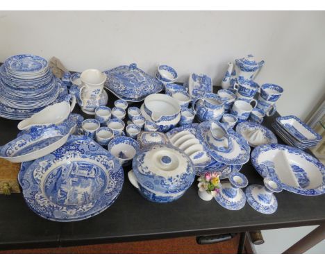 Large collection of blue &amp; white pottery, majority being spode 