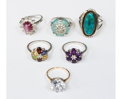 A 9ct dress ring set cubic zirconia and five further dress rings including amethyst cluster, star ruby. etc (6) 