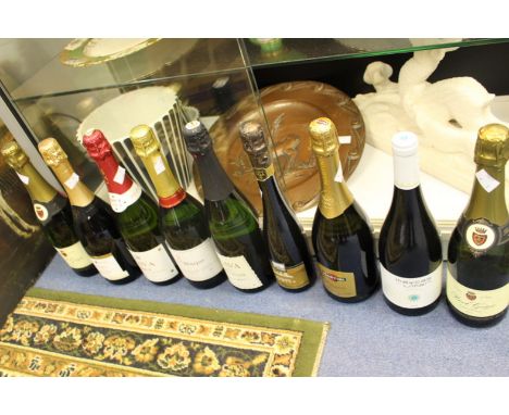 Sparkling wine and wine including Inniskillin Ice Wine, Cava, Martini etc (9)