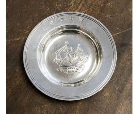 A Mappin and Webb silver Armada trinket dish, London 1969, weighing approx 1.82 ozt 
