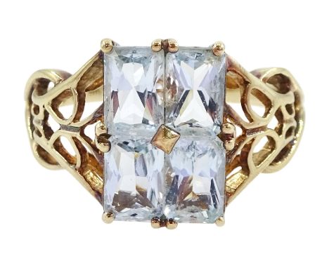 9ct gold four stone aquamarine ring, hallmarkedCondition Report:Approx 3.25gm, size Q-R