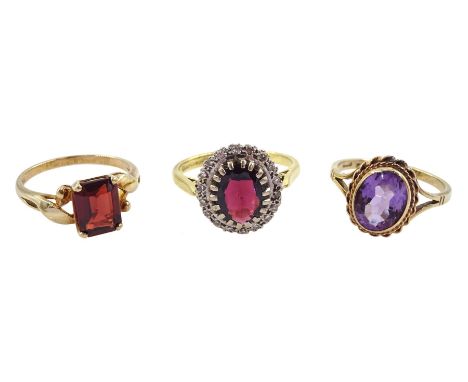 18ct gold garnet and diamond cluster ring, hallmarked and two 9ct gold rings including amethyst and garnetCondition Report:18