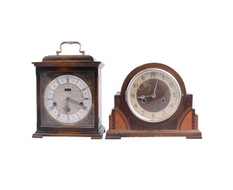 Reproduction stained wood bracket clock, Kienzle movement, striking on gongs, the presentation plaque 27cm; another mantel cl