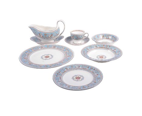 Wedgwood blue Florentine pattern table service, eight place setting, including dinner plates, side plates, soup bowls and sau
