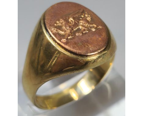 9ct Clogau Welsh gold dragon signet ring in original box. 11g approx. Size T1/2. (B.P. 21% + VAT) 