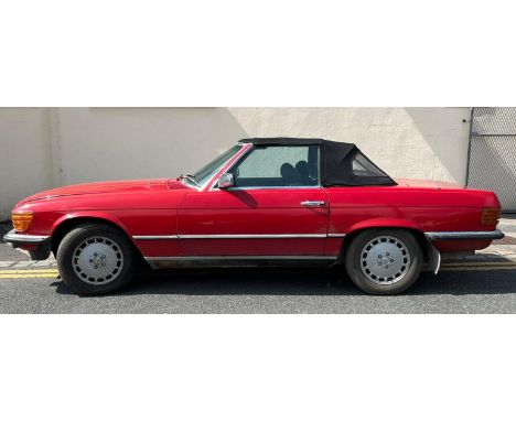 1981 Mercedes 280SL Drop Head Sports Car, reg No. DHL 706. R107 Model. 2746ccs, six cylinder engine with four speed automatic