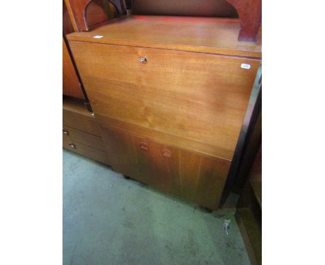 A suite of mid 20th century Uniflex International furniture, comprising low three drawer chest, further low sideboard cupboar