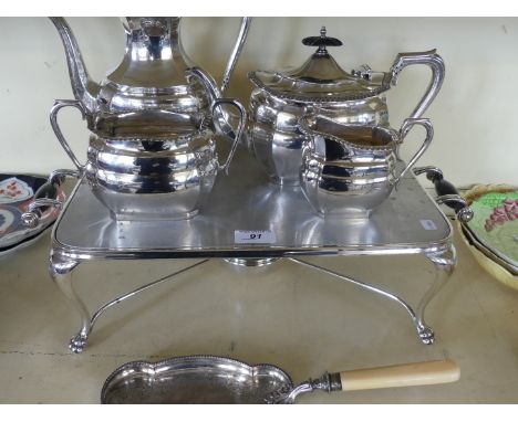 A Walker & Hall four piece plated tea set, to include a teapot, hot water jug, sugar basin and milk jug, each with a gadroon 