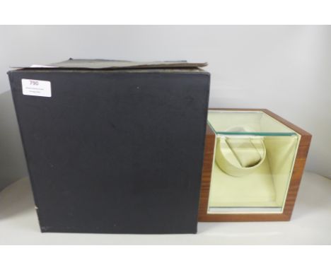 A Dreyfuss &amp; Co watch winder 