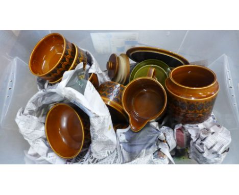A Hornsea retro brown teaset with additional teapot in green **PLEASE NOTE THIS LOT IS NOT ELIGIBLE FOR IN-HOUSE POSTING AND 