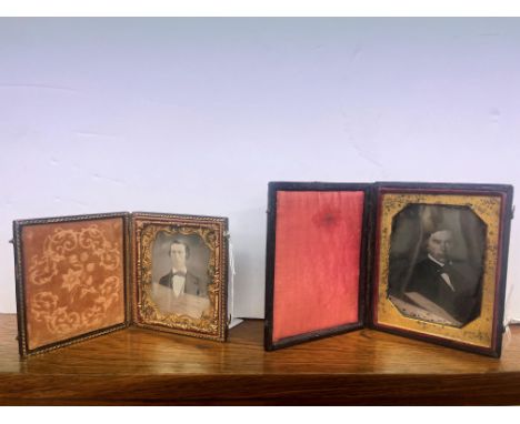 Historische fotografie: acht portretten, daguerreotype, ambrotype en tintype, 19e eeuw; Voorstellende heren. Allen in geperst