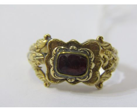 VINTAGE 18ct YELLOW GOLD GARNET RING, with inscription dated 15th June 1833, size M 