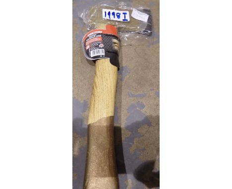 New and unused 1.5lb wood handled axe. P&amp;P Group 1 (£14+VAT for the first lot and £1+VAT for subsequent lots) 