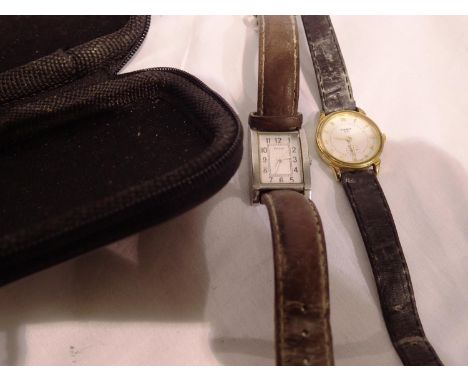 Two ladies wristwatches, Tissot and Pulsar, not working at lotting. P&amp;P Group 1 (£14+VAT for the first lot and £1+VAT for