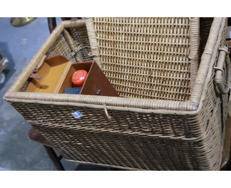 Wicker basket and a picnic set with flask. Not available for in-house P&amp;P 