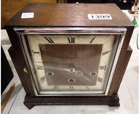Oak cased Westminster chiming mantle clock, with key and pendulum. Not available for in-house P&amp;P 