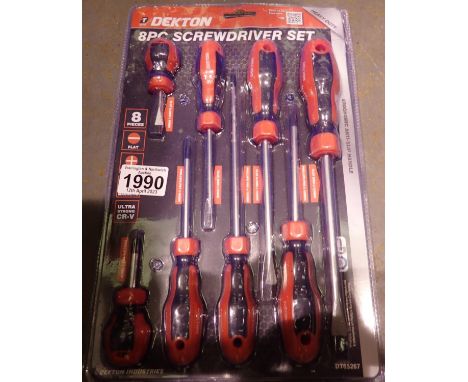 New and unused eight piece CR-V screwdriver set. P&amp;P Group 1 (£14+VAT for the first lot and £1+VAT for subsequent lots) 