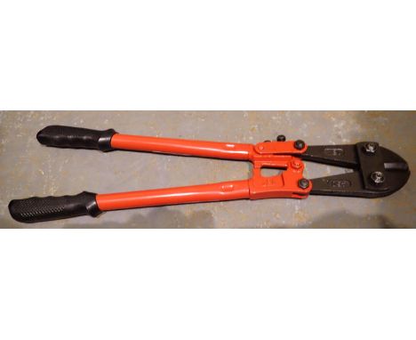 Pair of new and unused 18 inch bolt cutters. P&amp;P Group 1 (£14+VAT for the first lot and £1+VAT for subsequent lots) 