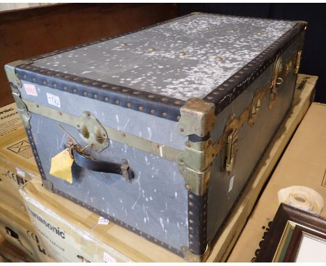 Metal cabin trunk, 100 x 50 x 50 cm. Not available for in-house P&amp;P 