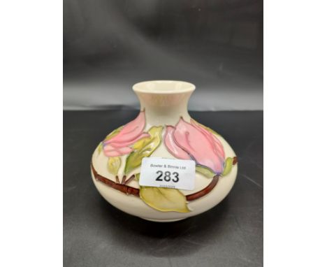 Moorcroft Pink Magnolia flower pattern vase 