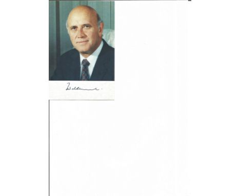 South African leader F W De Klerk signed 6 x 4 colour portrait photo, State President of South Africa from 1989 to 1994 and a