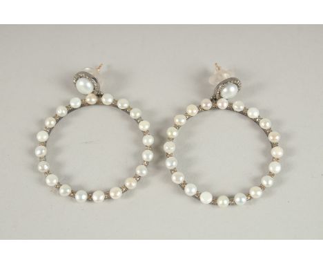 A SILVER AND GOLD PEARL AND DIAMOND HOOP EARRINGS.