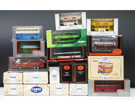 Collection of 19 boxed / cased diecast model buses to include 6 x EFE Exclusive First Editions, 5 x Corgi Original Omnibus di