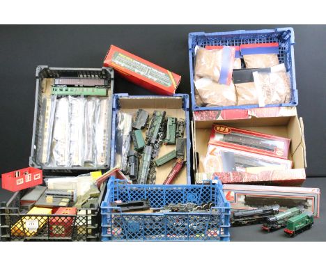 Collection of OO gauge model railway to include locomotives and loco parts, spares &amp; repairs, boxed Hornby Diesel Power C