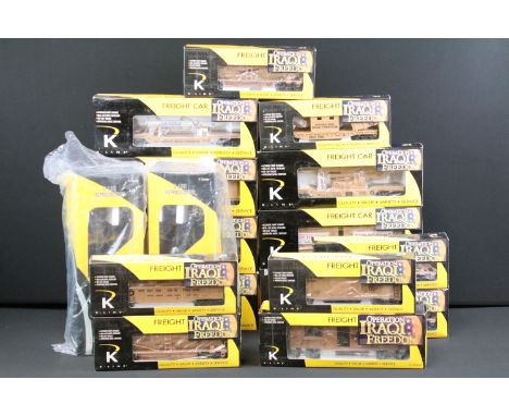17 Boxed K Line O gauge Operation Iraqi freight, Lighting Towers and freight cars, to include K632-8030 Freedom Tank Car, K64
