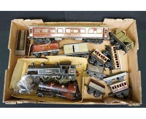 Group of early-mid 20th C O gauge model railway to include Marklin Mitropa coach,  Hornby 2051 LMS locomotive (af), rolling s