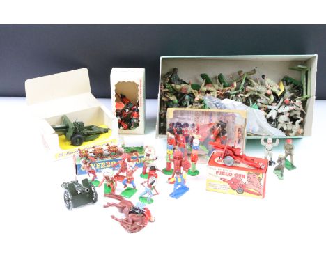 Collection of mid 20th C plastic and metal military &amp; Wild West figures and accessories to include Lone Star, Battlegroun