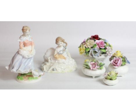 Royal Worcester Old Country Ways - A Farmers Wife ltd. ed. 974/9500, H21cm, Royal Worcester figure Safe At Last ltd. ed. 7094