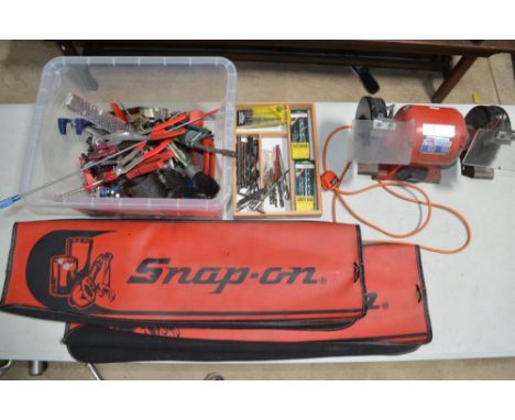 Collection of workshop tools to include wire strippers, riveters, Blue Point door clip trim pad removal pliers, a Sealey benc