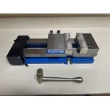 Kurt DX6 CrossOver Vise Automated with Rapid Design Pneumatic Actuator