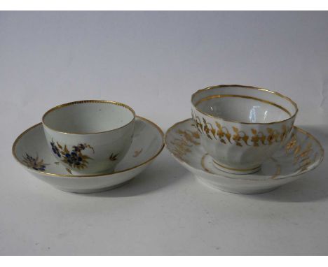Two Late 18th century Worcester tea bowls and saucers