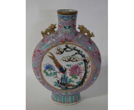 Late 19th/early 20th century Chinese porcelain moon flask with polychrome decoration of Chinese warriors, the reverse with bi