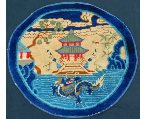 China Bildteppich. Antik. Oval.100 cm x 93 cm. Handgeknüpft. Wolle auf Baumwolle. Circa 90 - 120 Jahre alt. Zustand siehe Fot