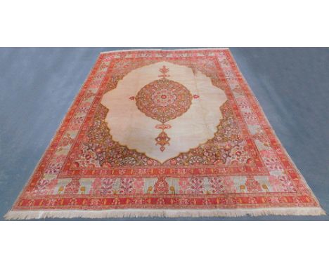 Täbis "Hadj-Jalil" Palastteppich. Antik.485 cm x 375 cm. Handgeknüpft. Wolle auf Baumwolle. Circa 100 - 140 Jahre alt. Zustan
