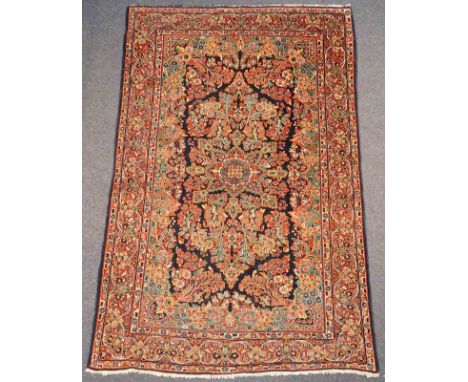 Saruk. Teppich.202 cm x 131 cm. Handgeknüpft. Wolle auf Baumwolle. Zustand siehe Fotos. Versand kann organisiert werden.Saruk