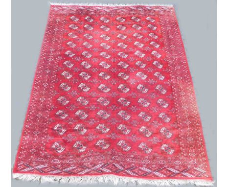 Göklan Tekke / Yomut Teppich. Turkmene.305 cm x 240 cm. Handgeknüpft. Wolle auf Wolle. Circa 80 bis 100 Jahre alt. Insgesamt 