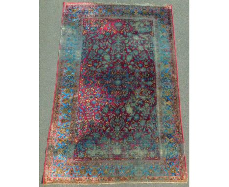 Kaschan Teppich. Antik. Seide.202 cm x 133 cm. Handgeknüpft Seide auf Seide. Zustand siehe Fotos. Versand kann organisiert we